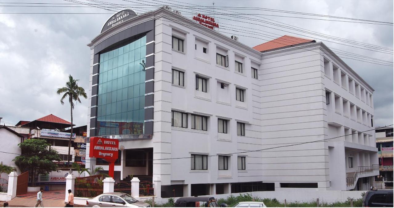 Ambalakkara Regency Hotel Kottarakara Exterior photo